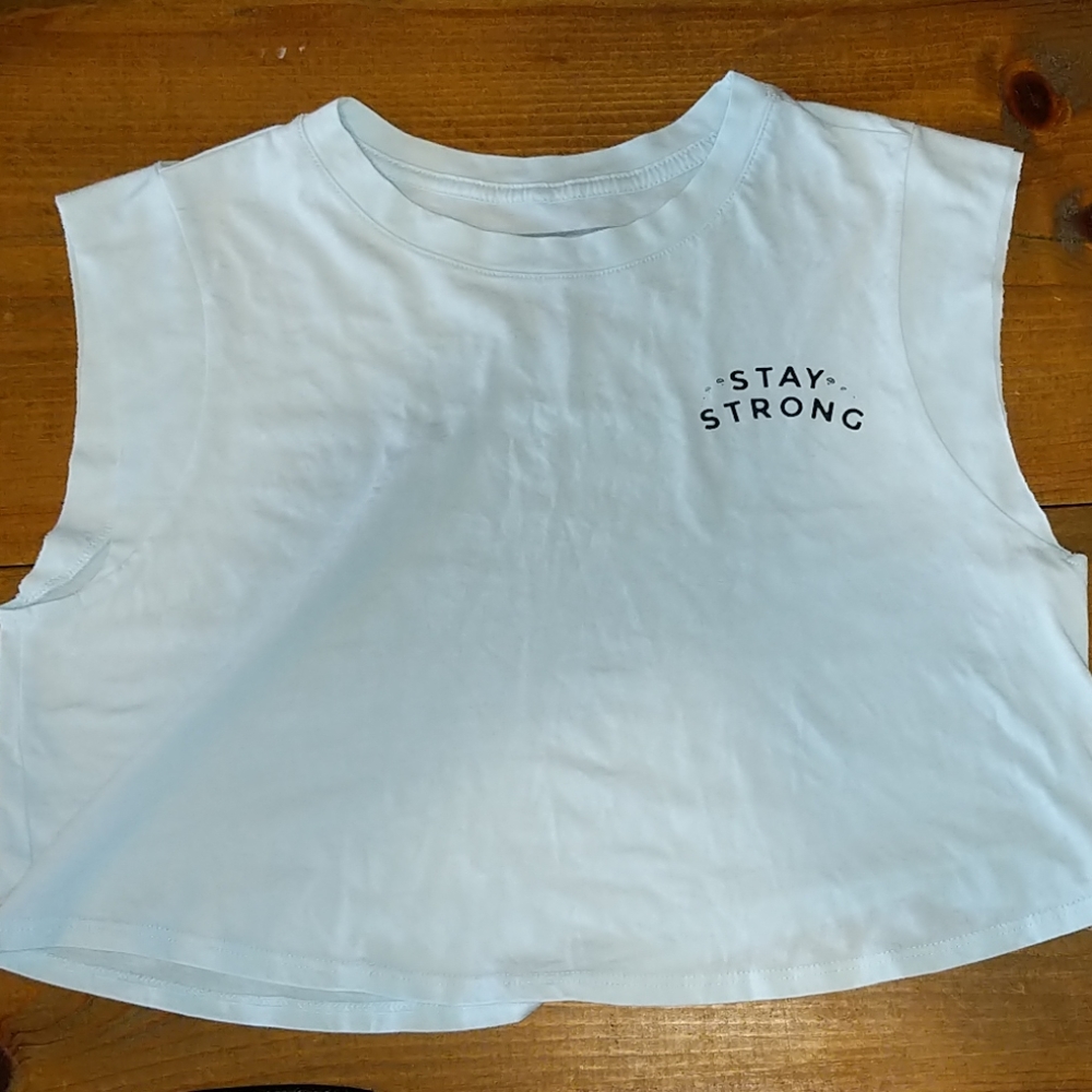 Strong strong supply crop top